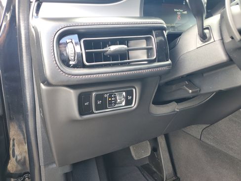 Certified 2023 Lincoln Aviator 2WD w/ Premium Package image 14