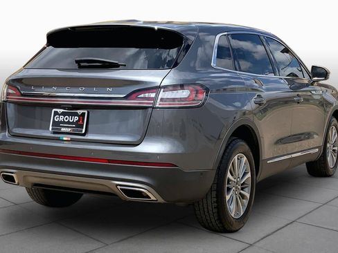 Used 2022 Lincoln Nautilus Reserve AWD/4WD image 13