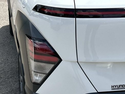 New 2026 Hyundai Kona SEL Premium FWD image 12