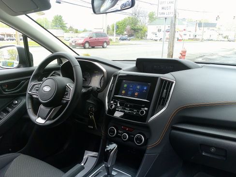 Used 2021 Subaru Crosstrek 2.0i Premium AWD/4WD image 22