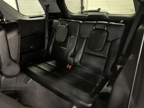 Used 2022 Ford Explorer Limited RWD image 22
