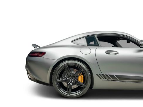 Used 2017 Mercedes-Benz AMG GT S image 37