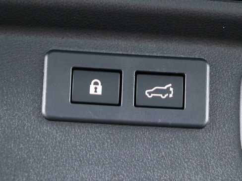 Used 2020 Subaru Forester Limited w/ Popular Package #3 AWD/4WD image 30