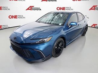 Used 2026 Toyota Camry SE w/ Convenience Package FWD video 3