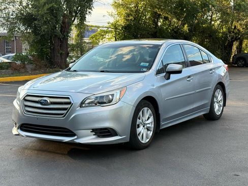 Used 2015 Subaru Legacy 2.5i Premium w/ Moonroof Package AWD/4WD image 6