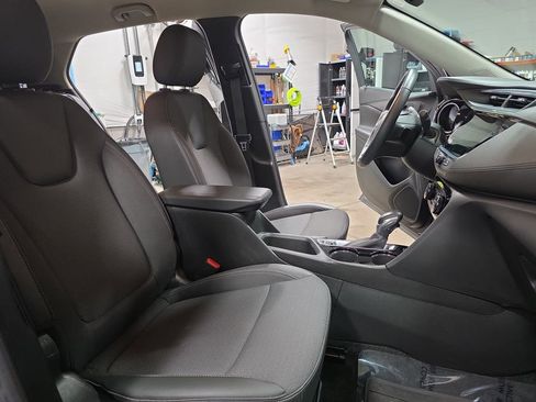 Certified 2023 Buick Encore GX Select w/ Safety Package II image 10