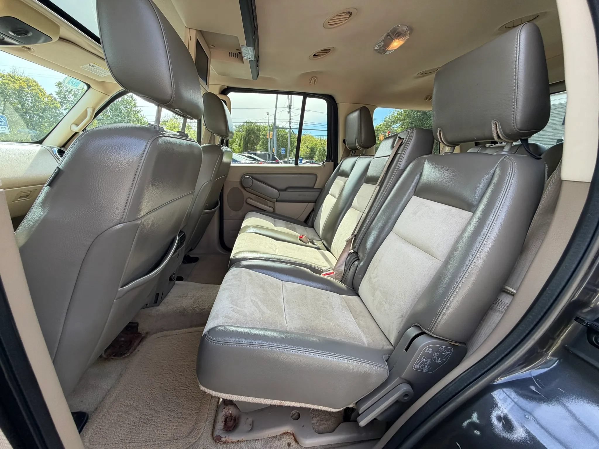 Used 2007 Ford Explorer Eddie Bauer AWD/4WD image 16