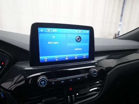 Used 2023 Ford Escape ST-Line image 6