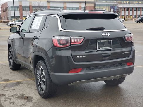 Used 2022 Jeep Compass Limited image 3