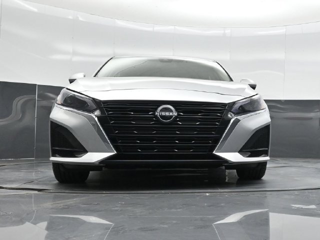 Used 2023 Nissan Altima 2.5 SV w/ SV Premium Package FWD image 51