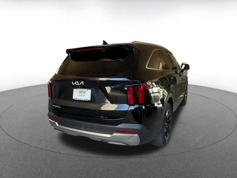 Used 2024 Kia Sorento S image 14