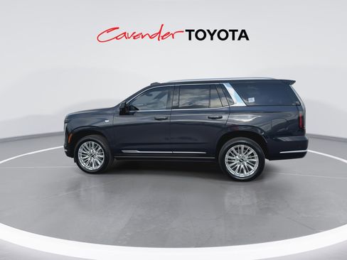 Used 2026 Cadillac Escalade Luxury w/ LPO, Floor Liner Package AWD/4WD image 5