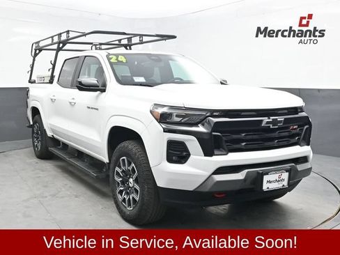 Used 2024 Chevrolet Colorado Z71 w/ Advanced Trailering Package AWD/4WD image 1