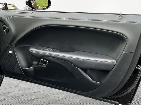 Used 2020 Dodge Challenger SRT Hellcat Redeye image 26