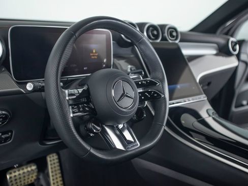 Used 2024 Mercedes-Benz GLC 43 AMG 4MATIC image 28