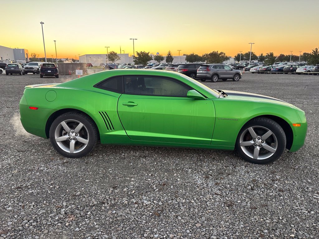 Used 2010 Chevrolet Camaro LT RWD image 10