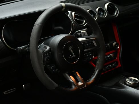 Used 2020 Ford Mustang Shelby GT500 w/ Handling Package image 31