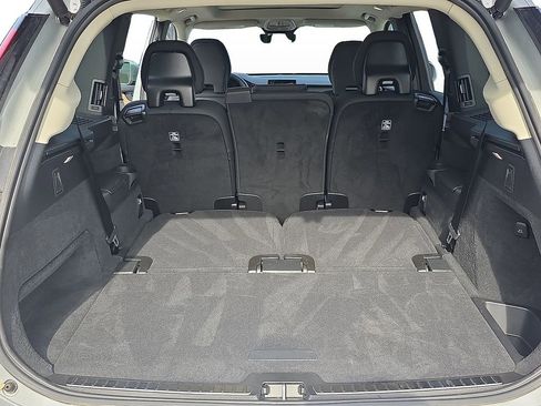 New 2026 Volvo XC90 T8 Plus image 23