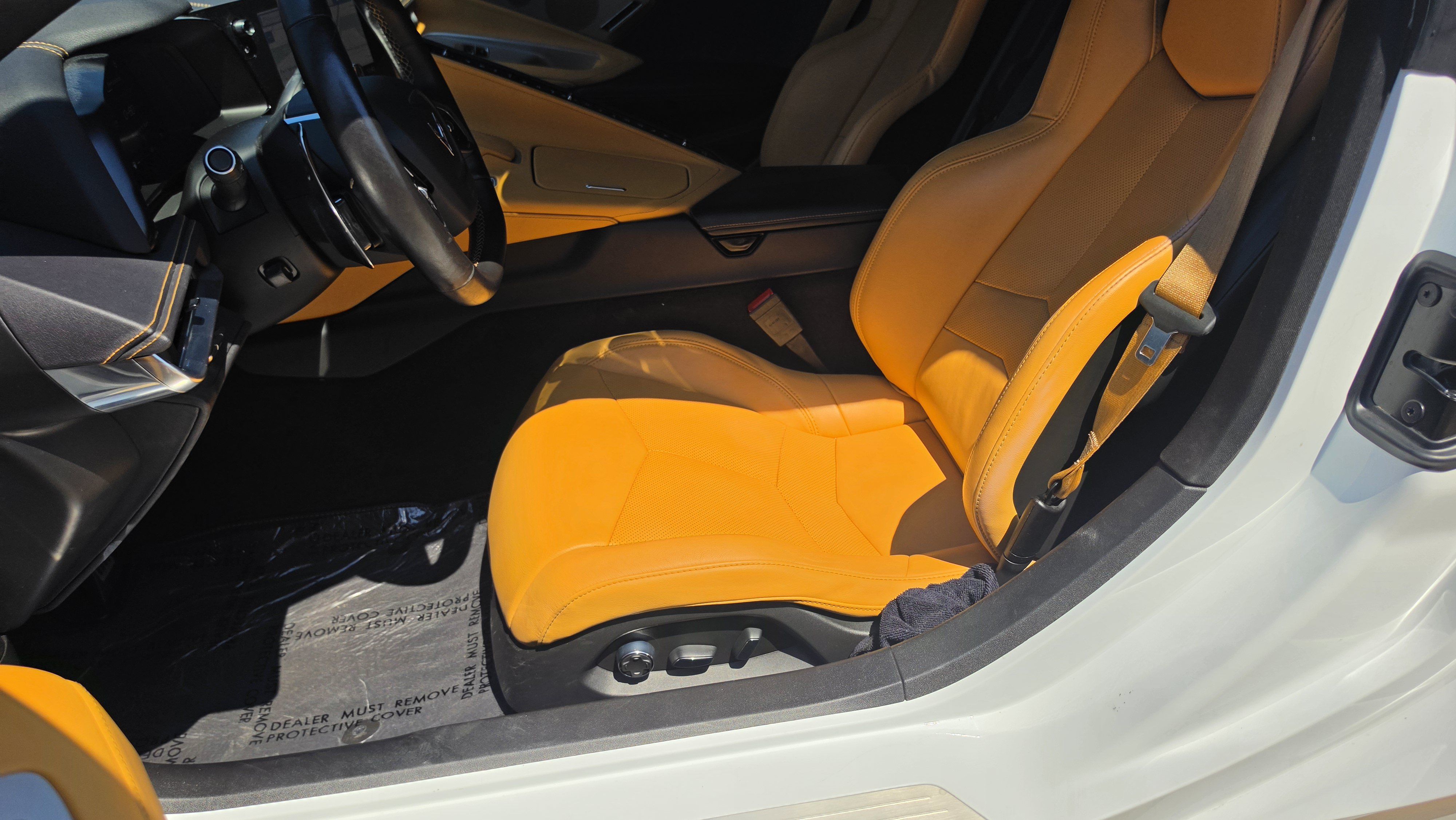 Used 2023 Chevrolet Corvette Stingray Preferred Cpe w/ Z51 Performance Package RWD image 24