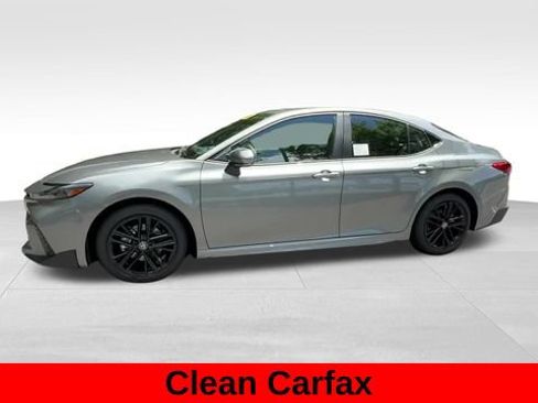 Used 2026 Toyota Camry SE w/ Convenience Package FWD image 3