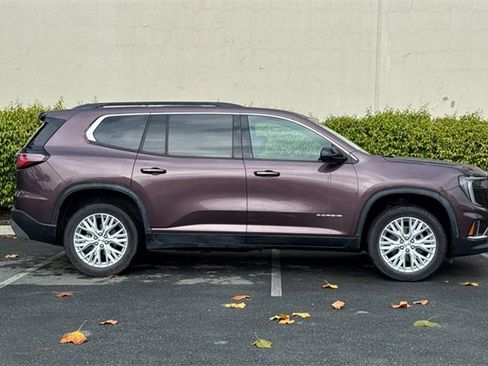 Used 2024 GMC Acadia Elevation image 3