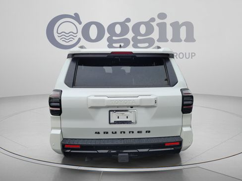 Used 2025 Toyota 4Runner TRD Sport Premium RWD image 4