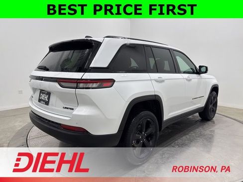 New 2025 Jeep Grand Cherokee Limited w/ Black Appearance Package image 7