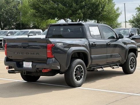 New 2026 Toyota Tacoma TRD Off-Road AWD/4WD image 4