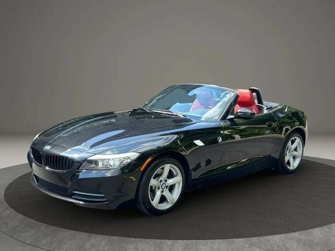 Used 2009 BMW Z4 sDrive30i RWD image 11