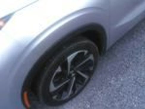Used 2024 Mitsubishi Outlander SE FWD image 7