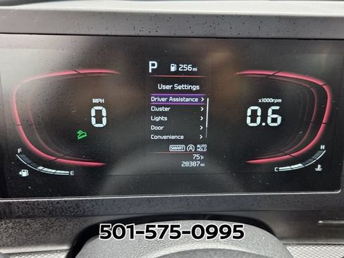 Used 2025 Kia Sportage LX FWD image 30