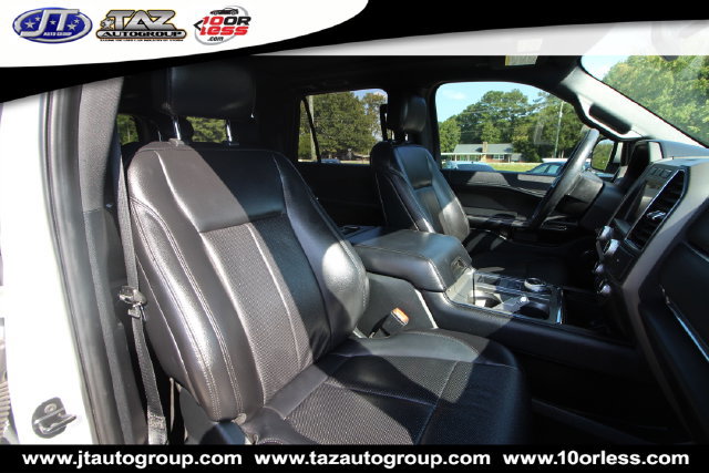 Used 2020 Ford Expedition Max XLT w/ Equipment Group 202A RWD image 13