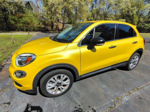 Used 2016 FIAT 500X Lounge image 10