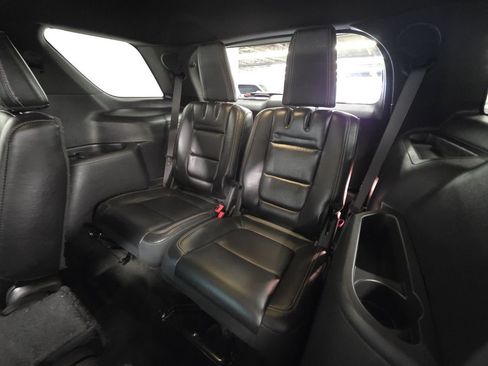 Used 2014 Ford Explorer Sport image 8