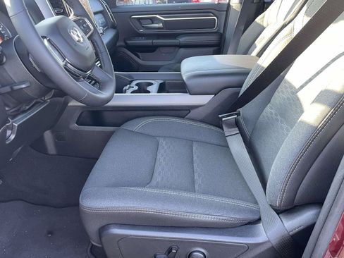 Certified 2025 RAM 1500 Big Horn AWD/4WD image 7