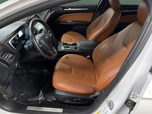 Used 2019 Ford Fusion Titanium image 12
