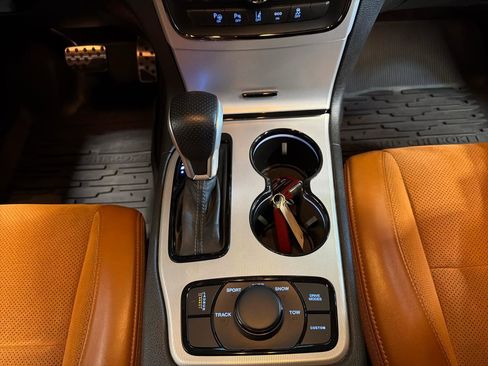 Used 2018 Jeep Grand Cherokee Trackhawk AWD/4WD image 18