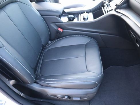 New 2026 Jeep Grand Cherokee Limited image 14