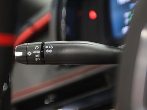 Used 2024 Chevrolet Corvette Z06 RWD image 25