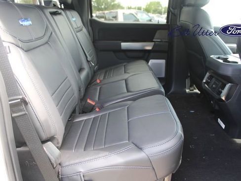 New 2025 Ford F250 Platinum w/ FX4 Off-Road Package image 9