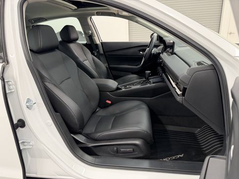 Used 2025 Honda Accord EX-L image 48