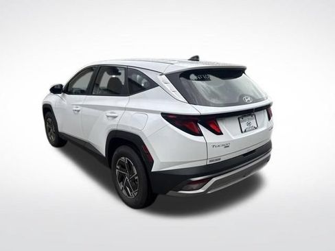 Used 2026 Hyundai Tucson Blue SE AWD/4WD image 5