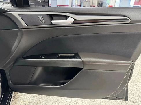 Used 2013 Ford Fusion SE image 42