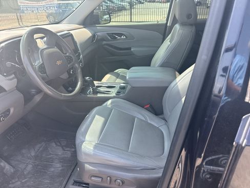 Used 2020 Chevrolet Traverse Premier w/ LPO, Floor Liner Package FWD image 4