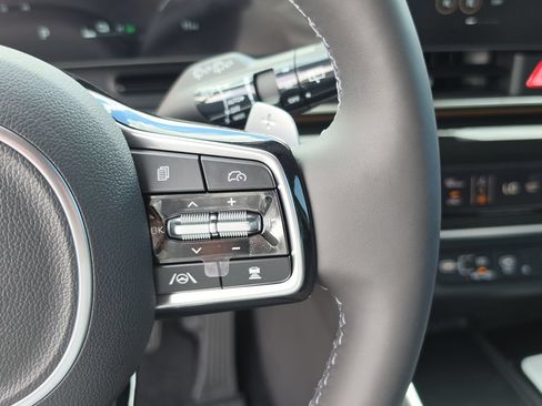 New 2026 Kia Carnival SX Prestige FWD image 33