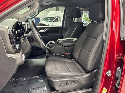 Used 2024 GMC Sierra 1500 Elevation AWD/4WD image 9