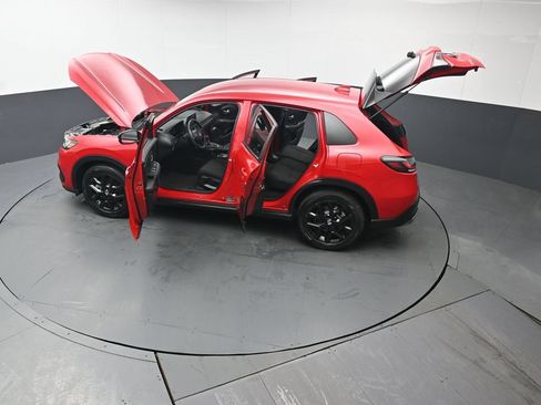 Certified 2024 Honda HR-V Sport image 44