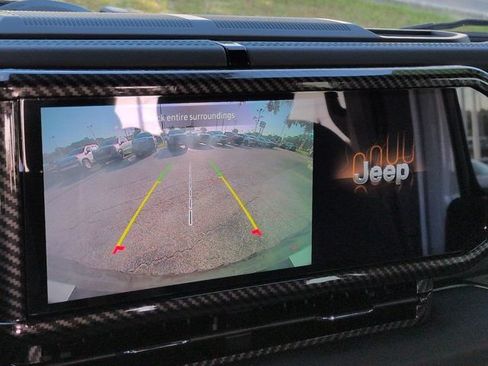Used 2024 Jeep Wrangler Unlimited Rubicon 4xe w/ Safety Group AWD/4WD image 19