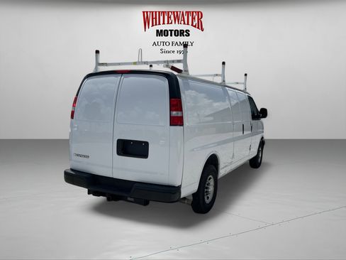 Used 2022 Chevrolet Express 2500 Extended w/ Driver Convenience Package image 5