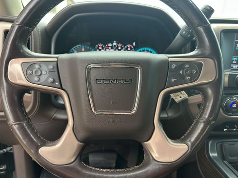 Used 2017 GMC Sierra 1500 Denali w/ Denali Ultimate Package AWD/4WD image 16